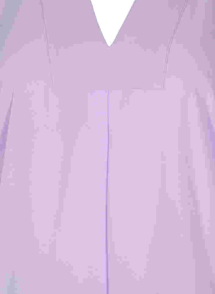 Bluse med v-udskæring og flagermusærmer, Lavendula, Packshot image number 2