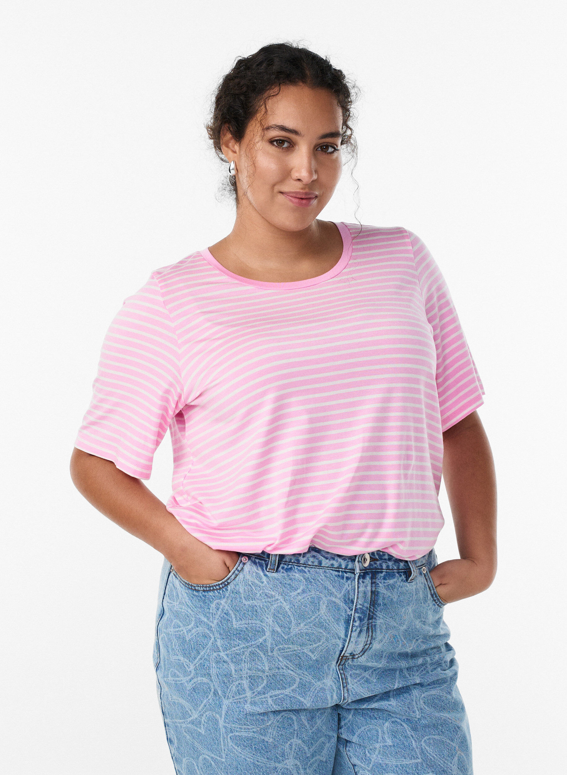 T-shirt med TENCEL&trade; Lyocell og striber, Lyser&oslash;d, Model