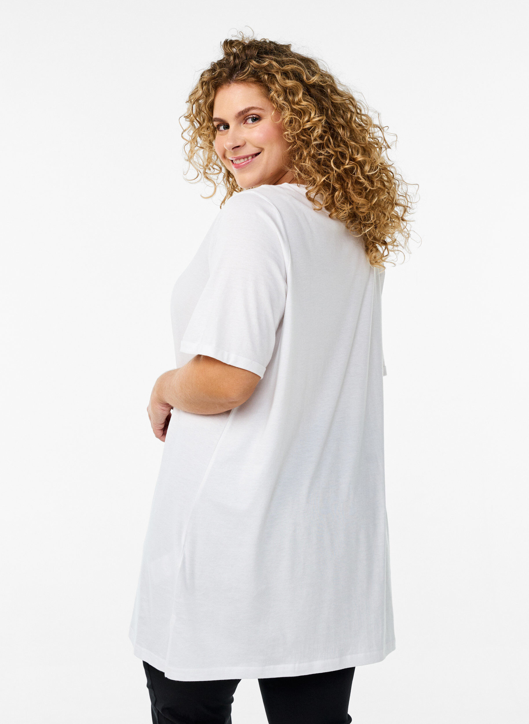 Zizzi Ensfarvet oversize t-shirt med v-hals, Hvid, Model image number 2
