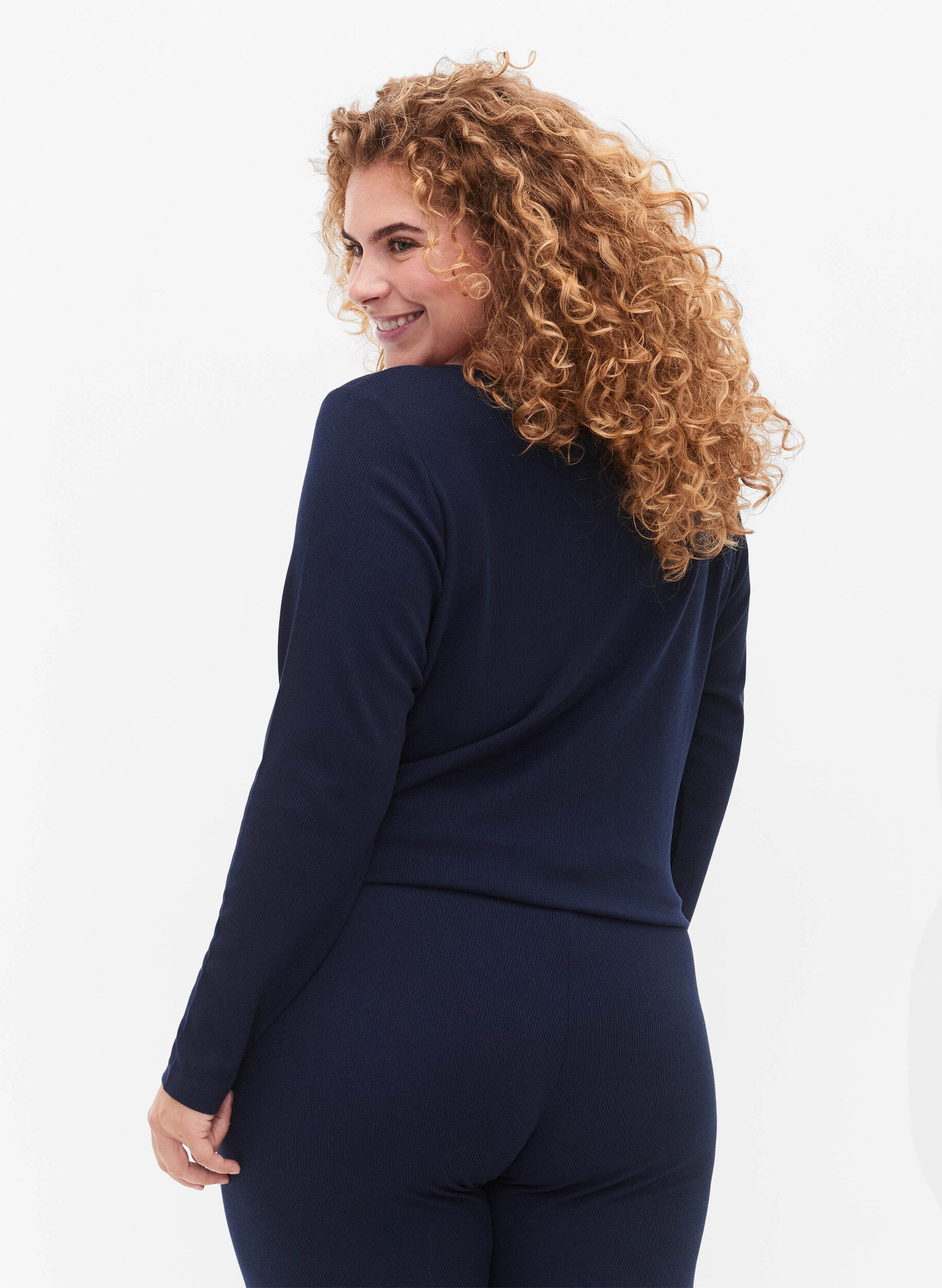 Zizzi Natbluse med lange &aelig;rmer, Navy Blazer, Model image number 1