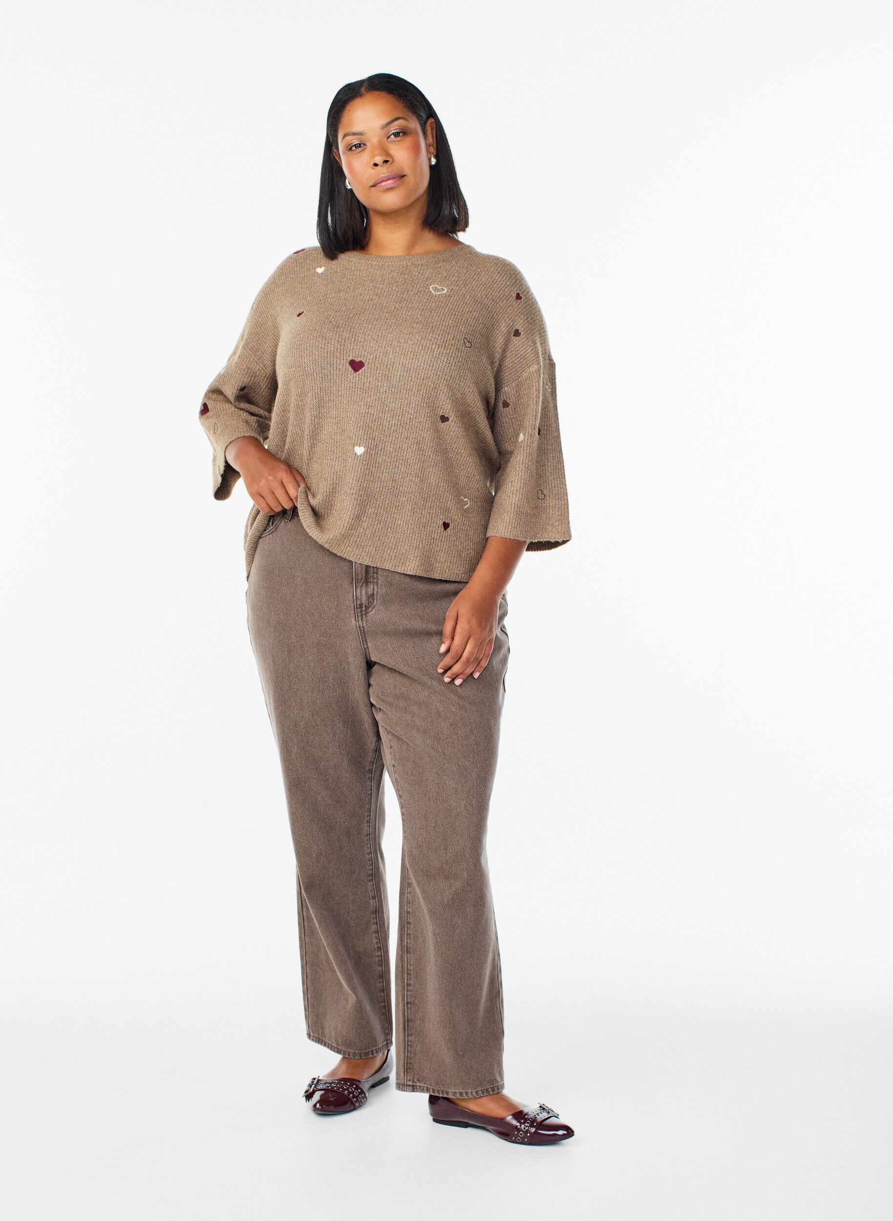 ZizziStrikbluse med hjerter og 3/4 &aelig;rmer, Brun, Model image number 1