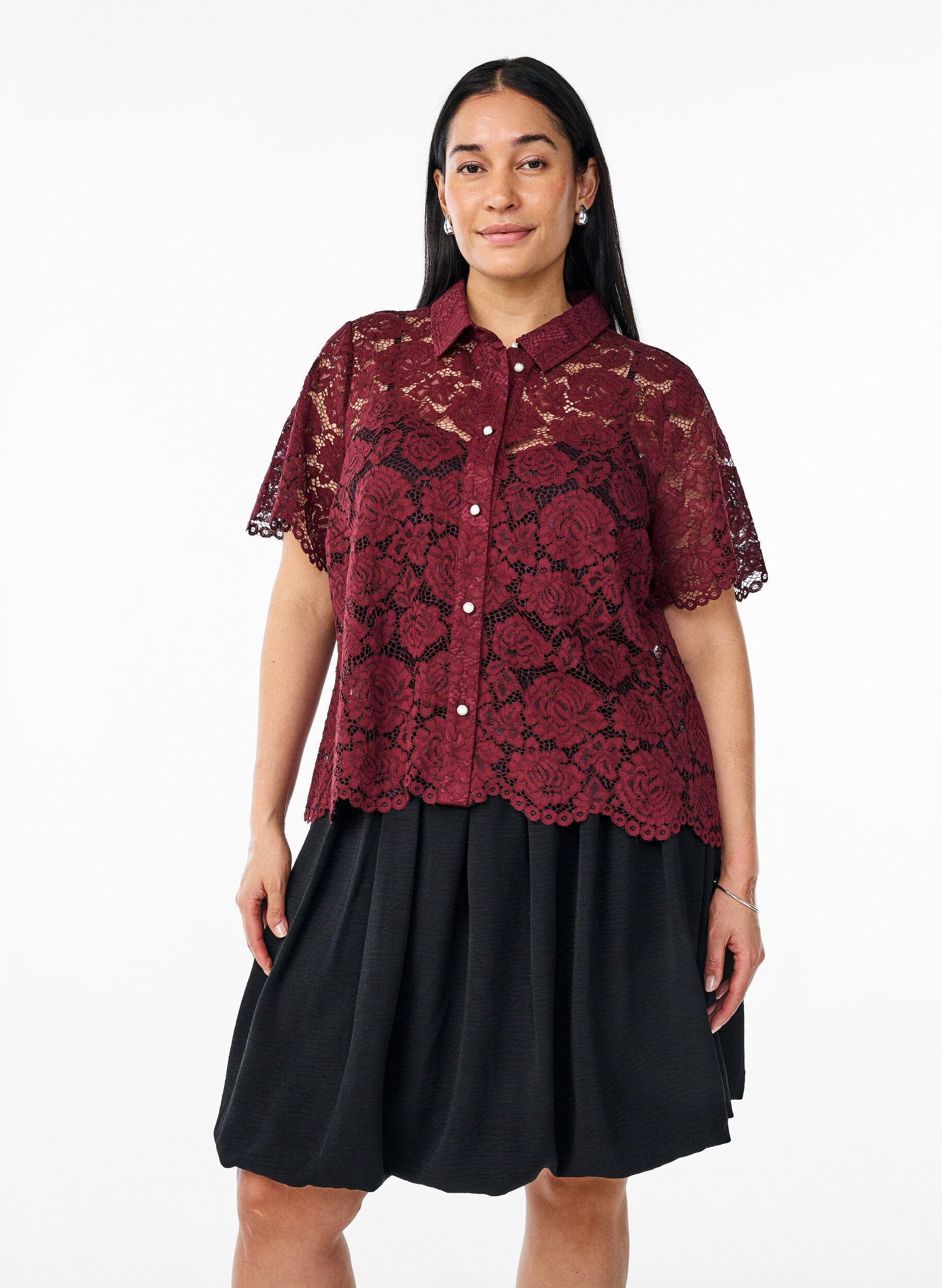 Kort ballonnederdel med elastisk linning, Sort, Model