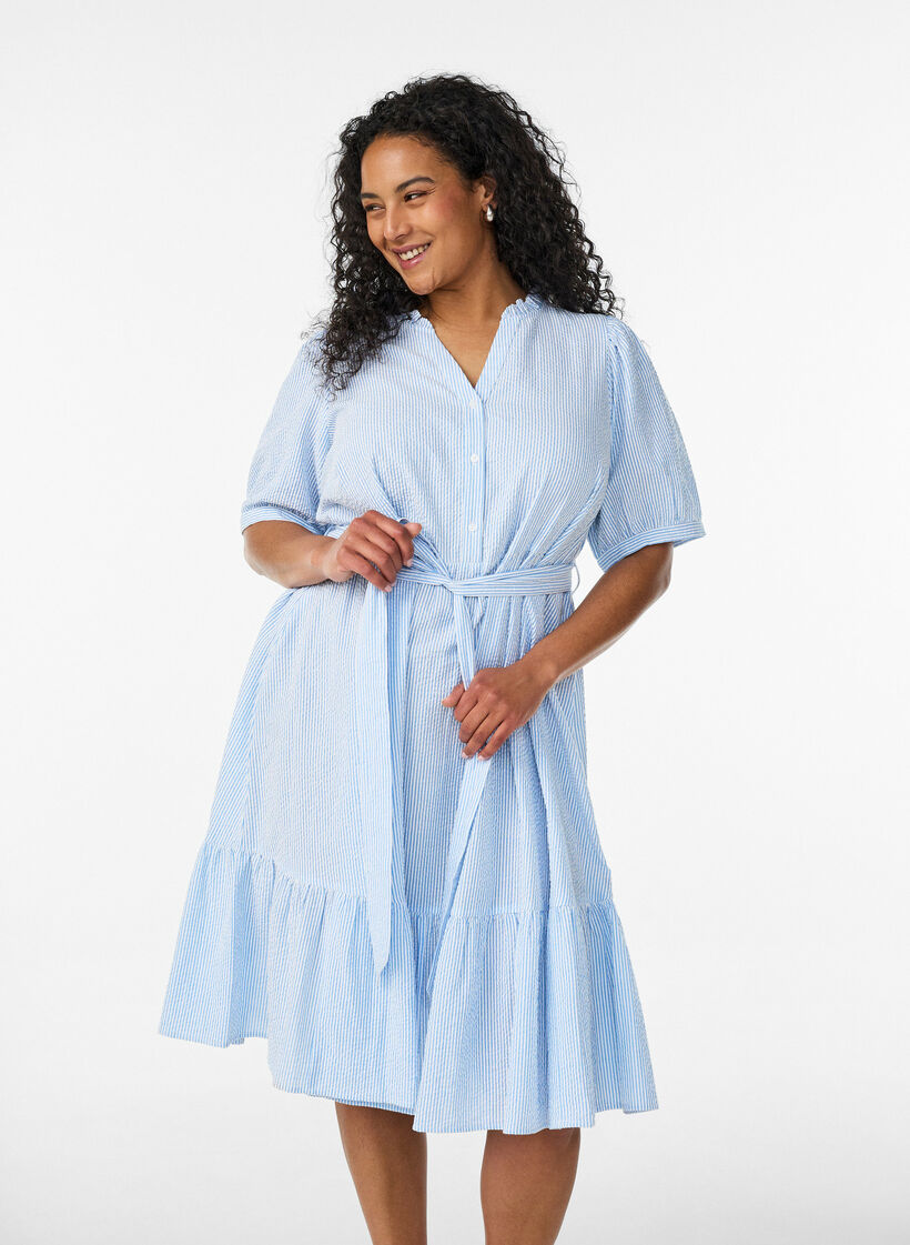Stribet midikjole i bomuld med bindeb&aelig;lte, Hvid, Model image number 0