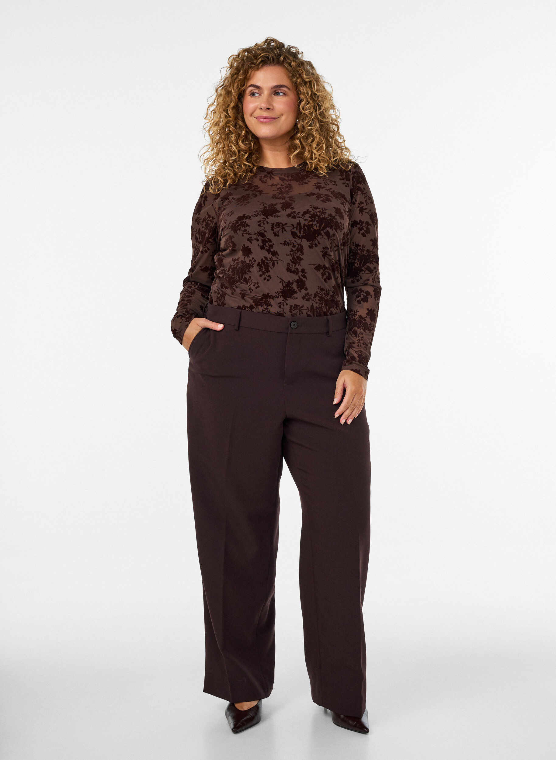 ZizziMeshbluse med blomsterm&oslash;nster, Brun, Model image number 1