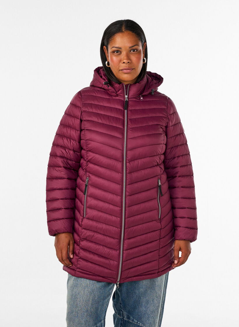Letv&aelig;gts jakke med lommer og aftagelig h&aelig;tte, R&oslash;d, Model image number 0
