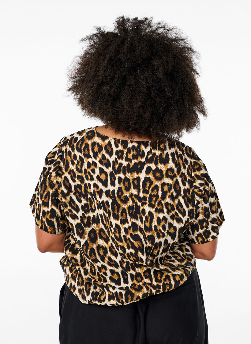 Kortærmet bluse i viskose med blondekant, Brun, Model image number 2