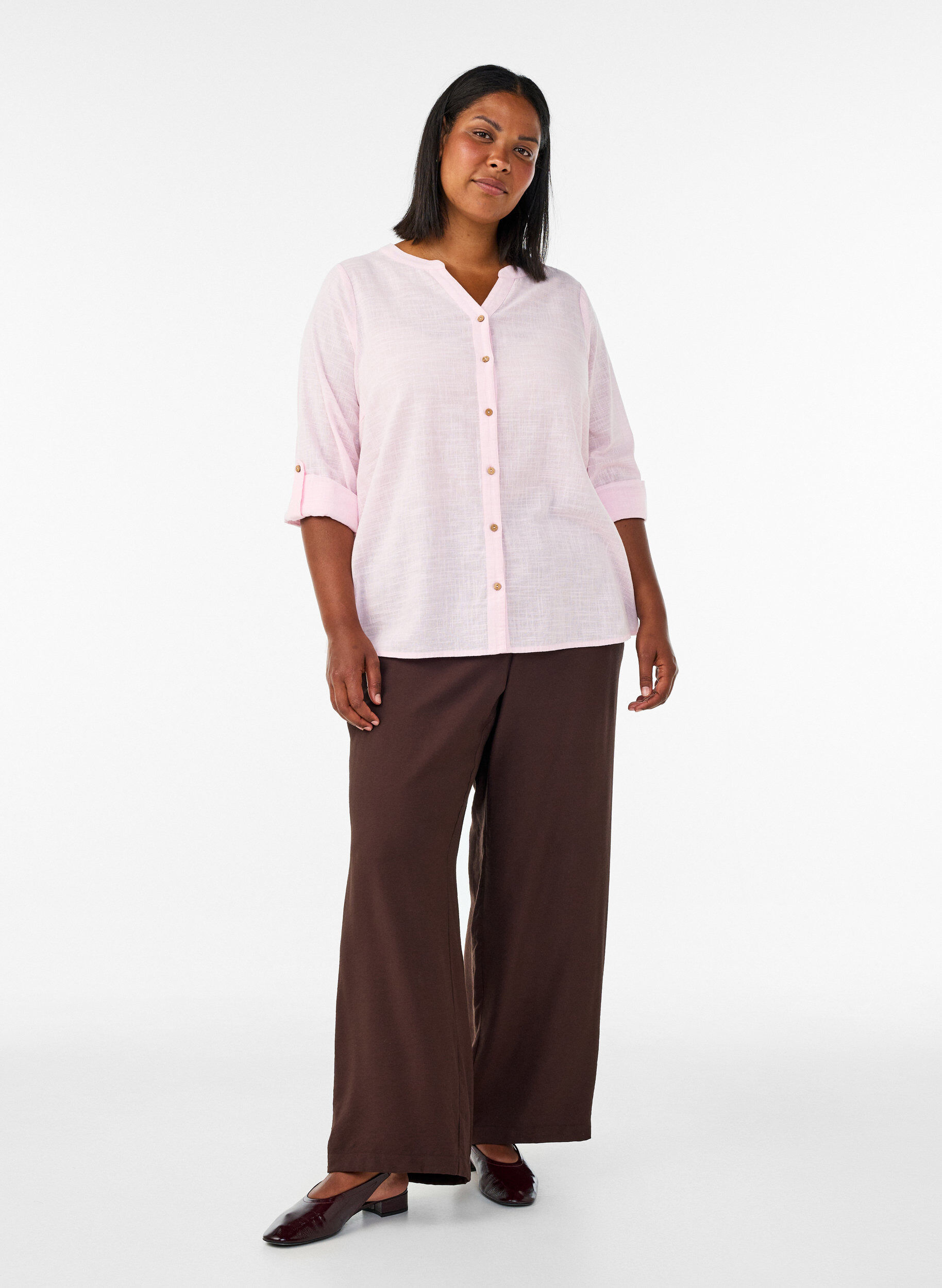 ZizziSkjortebluse i bomuld med v-udsk&aelig;ring, Lyser&oslash;d, Model image number 1