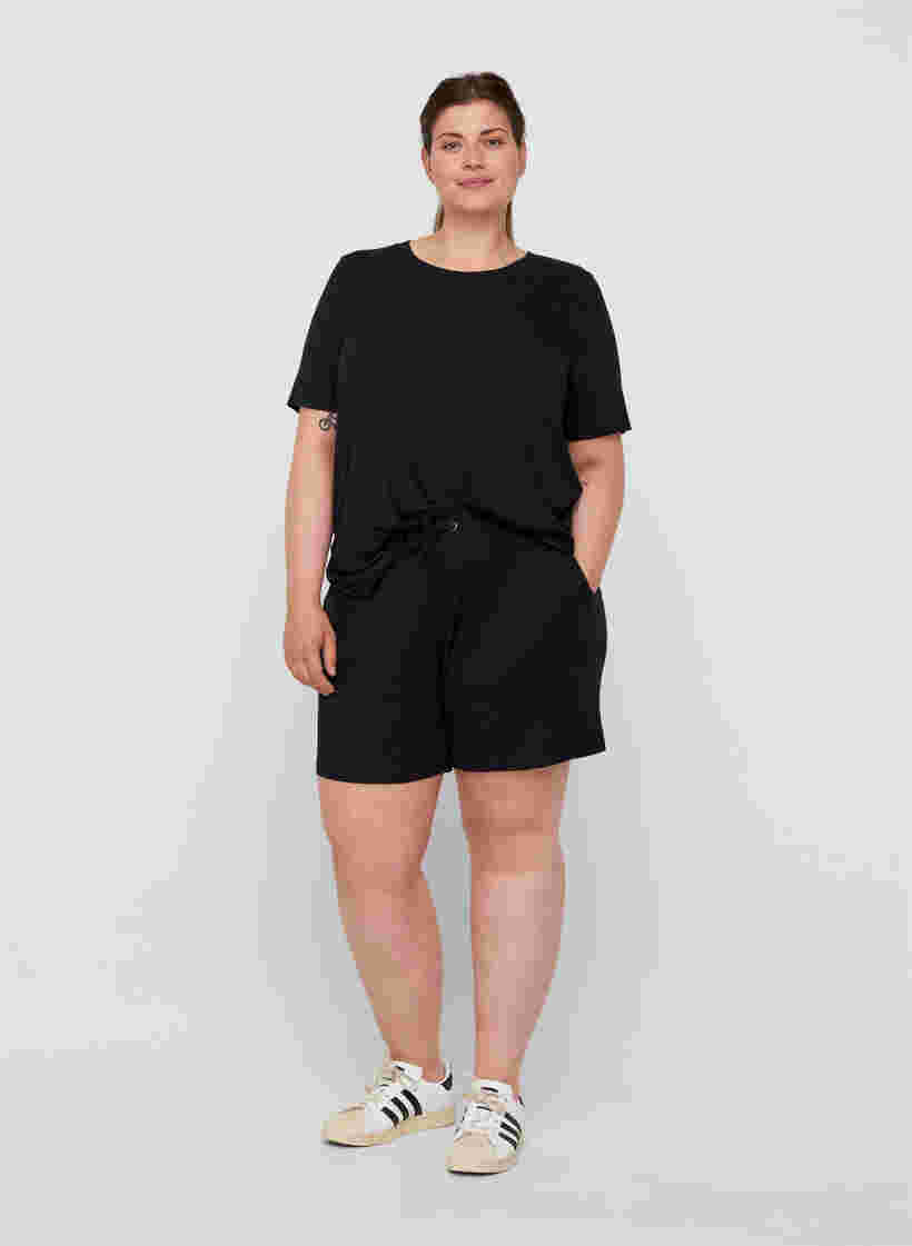 Shorts i ribkvalitet med lommer, Black, Model image number 4