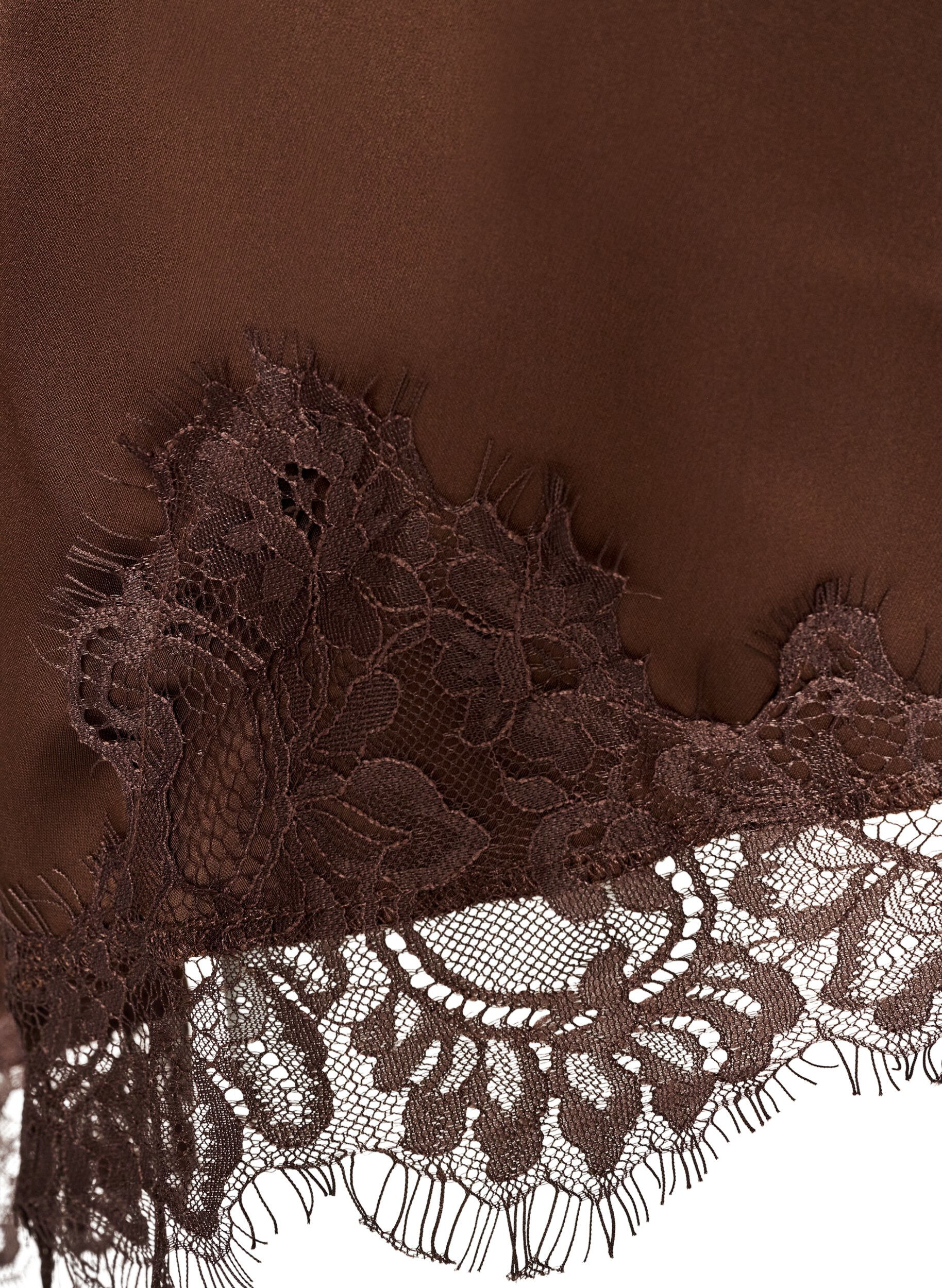 ZizziSatinkjole med blonde og asymmetrisk kant, Brun, Packshot image number 4