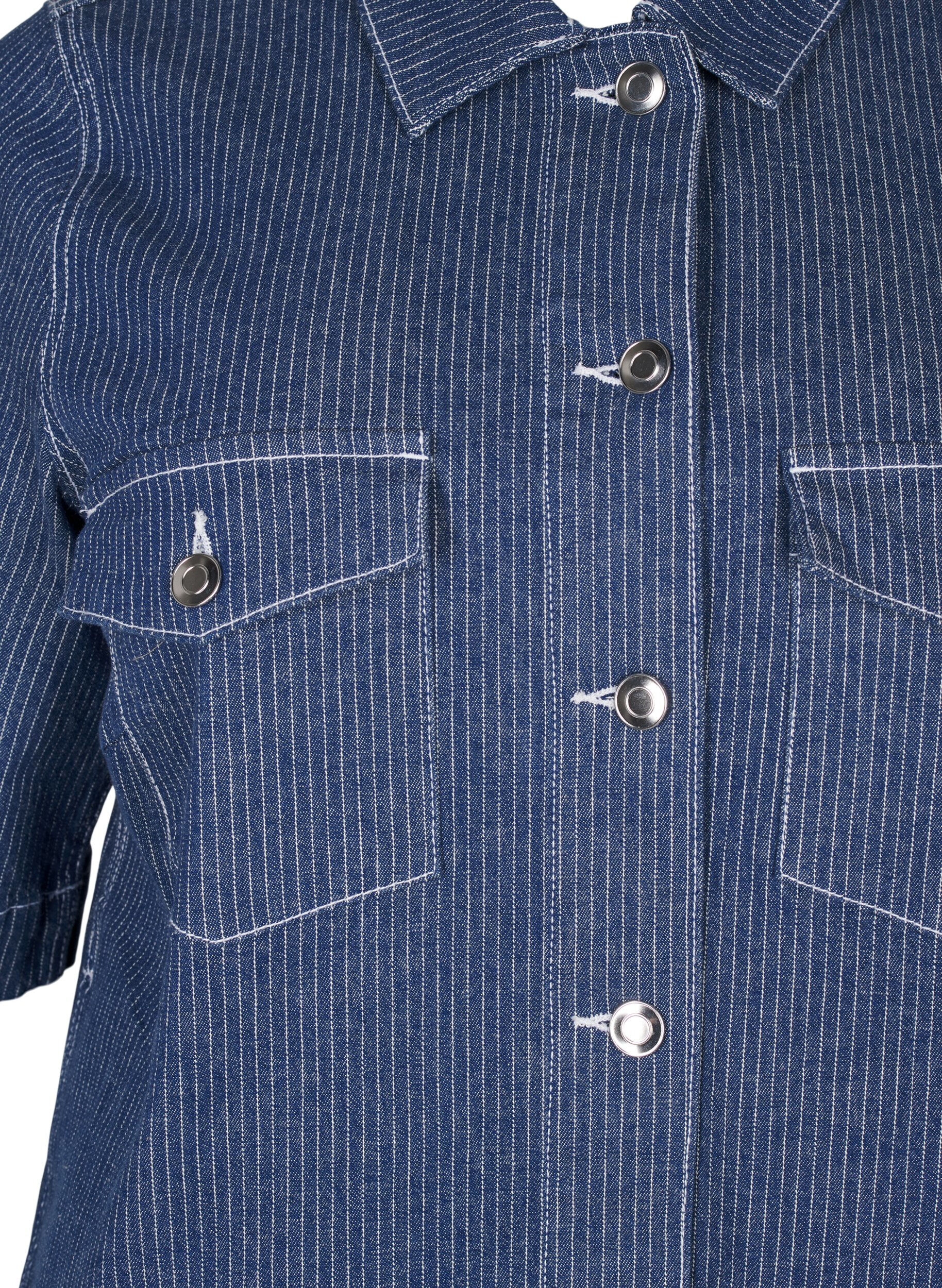 Zizzi N&aring;lestribet denimkjole med brystlommer, Blue Denim Stripe, Packshot image number 2