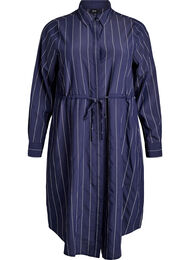 Lang skjorte med n&aring;lestriber og bindeb&aelig;lte, Bl&aring;