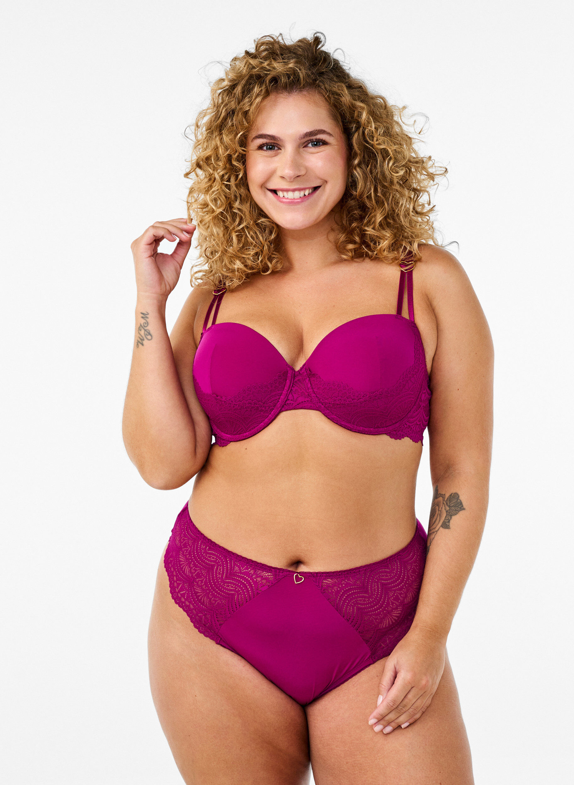 Zizzi Microfiber g-streng med blonder, Boysenberry, Model image number 0