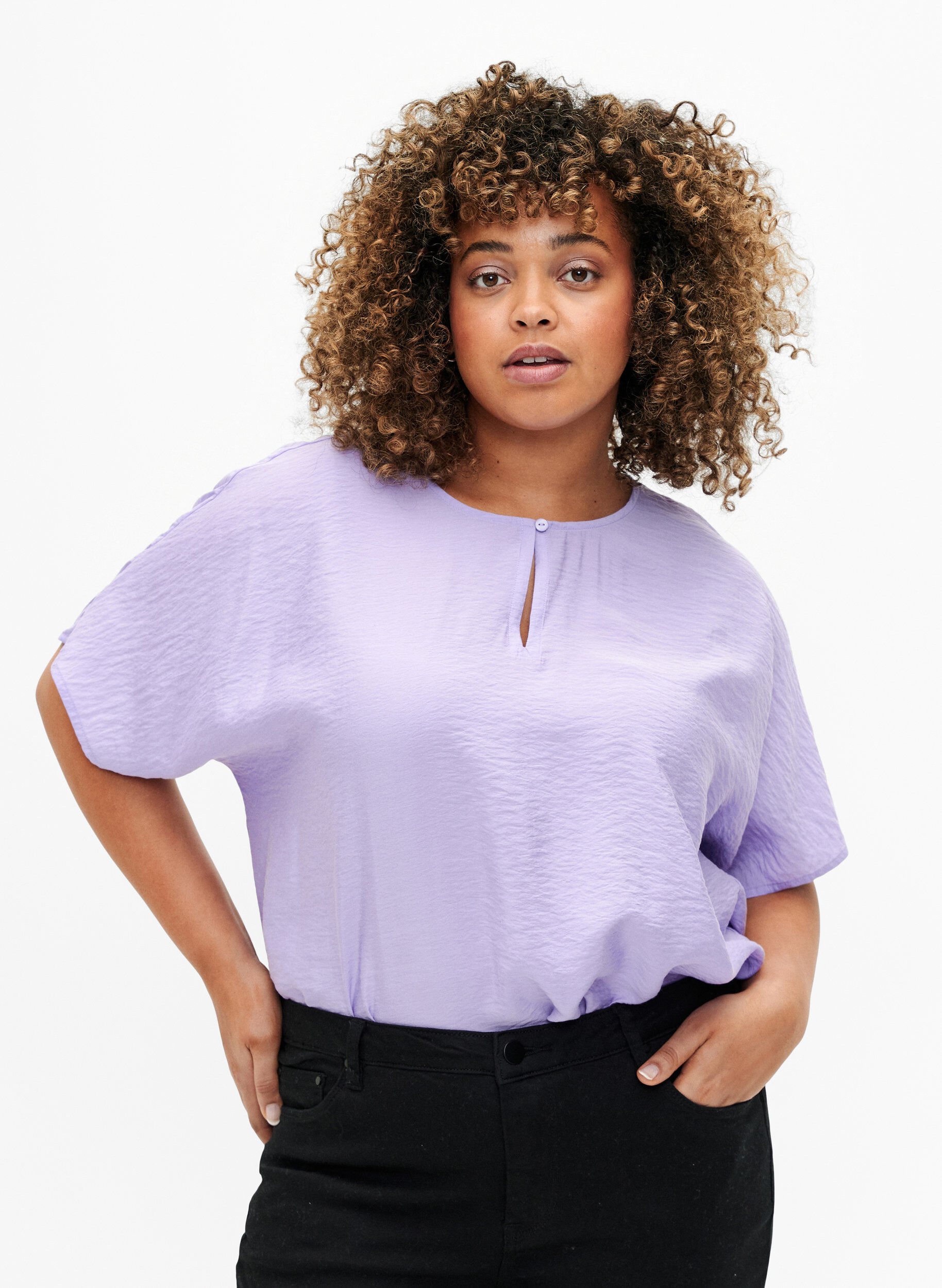 Zizzi Kort&aelig;rmet bluse i viskose, Violet Tulip, Model image number 0