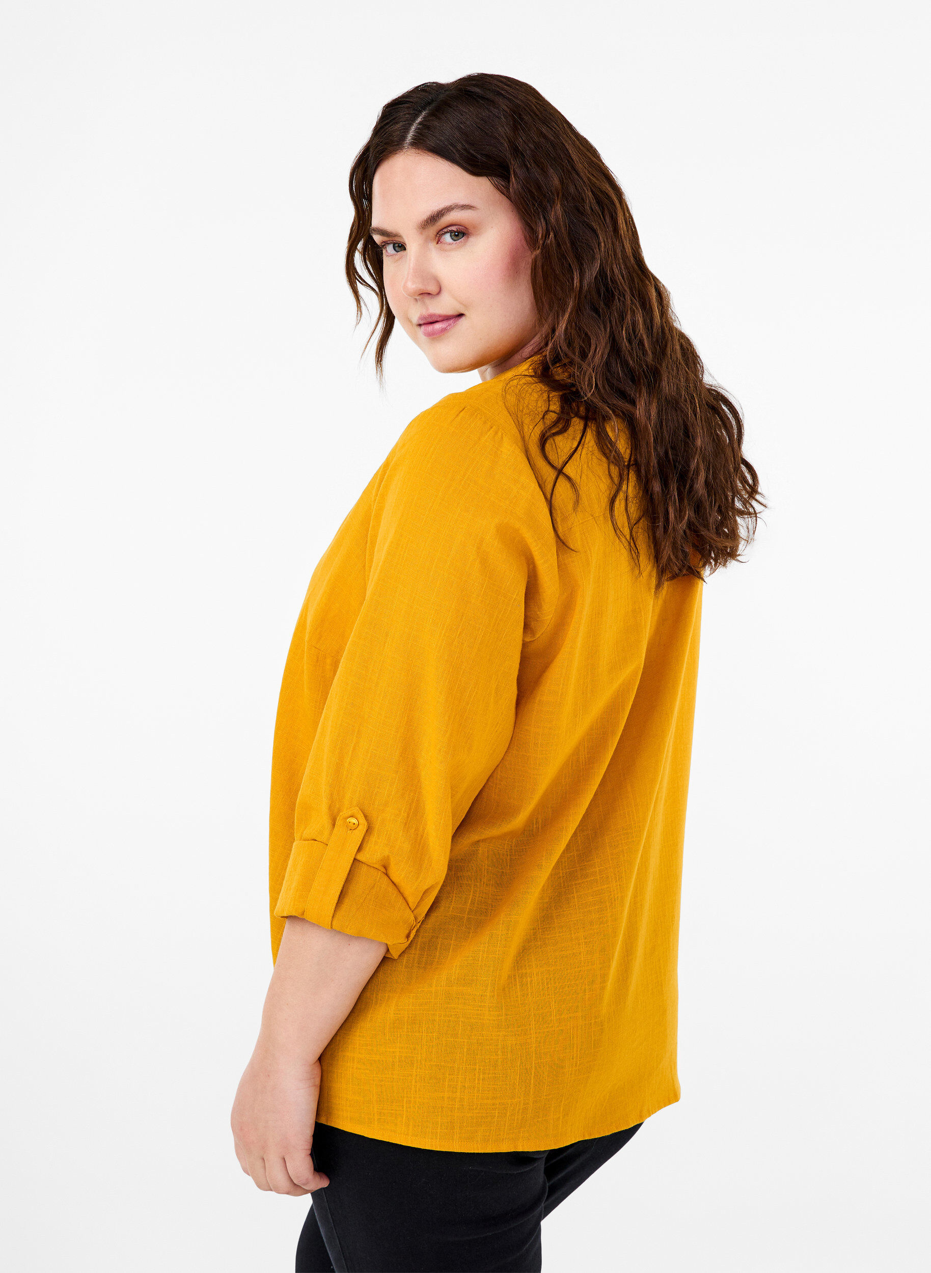 Zizzi Skjortebluse i bomuld med v-udsk&aelig;ring, Golden Yellow, Model image number 1