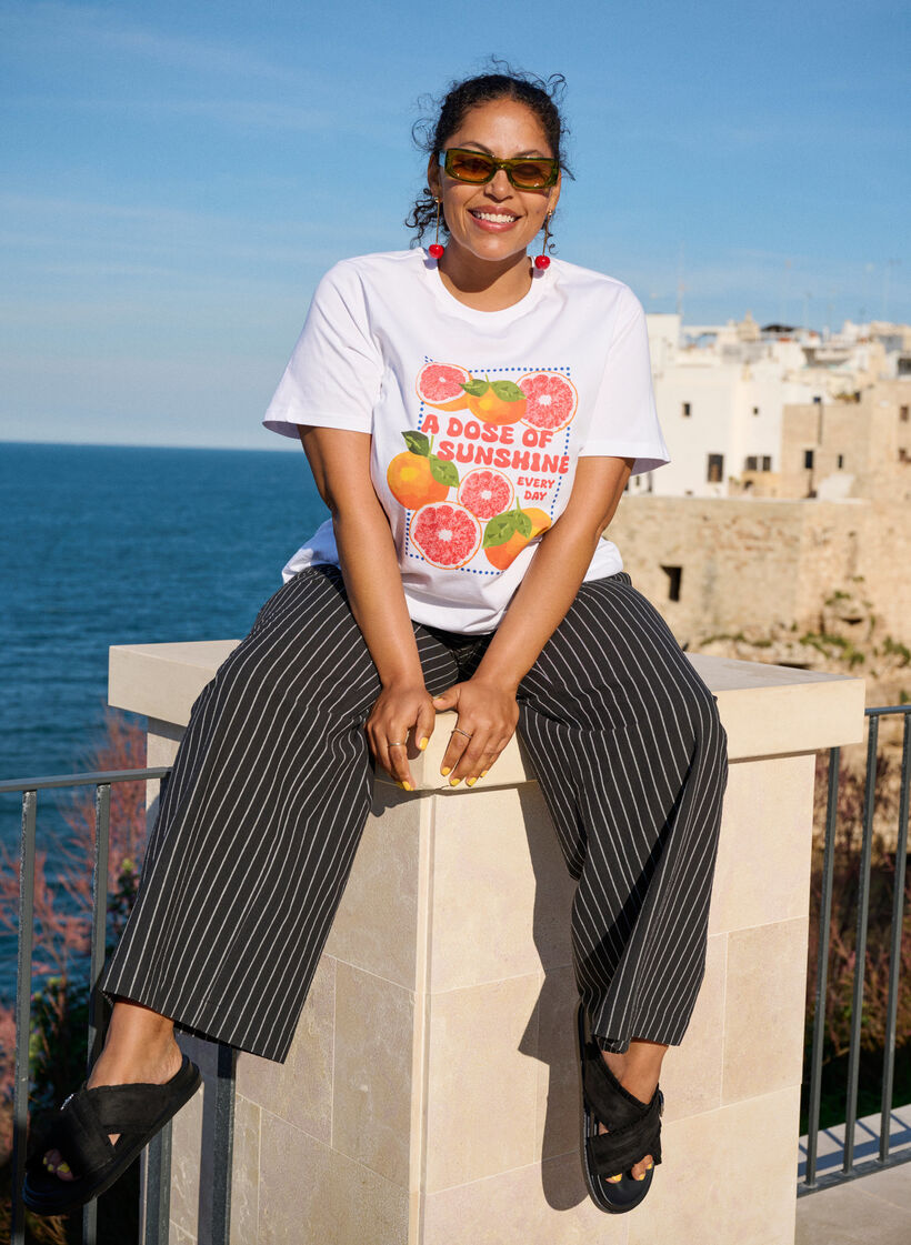 L&oslash;se bukser med h&oslash;j talje og lommer, Sort, Image image number 0