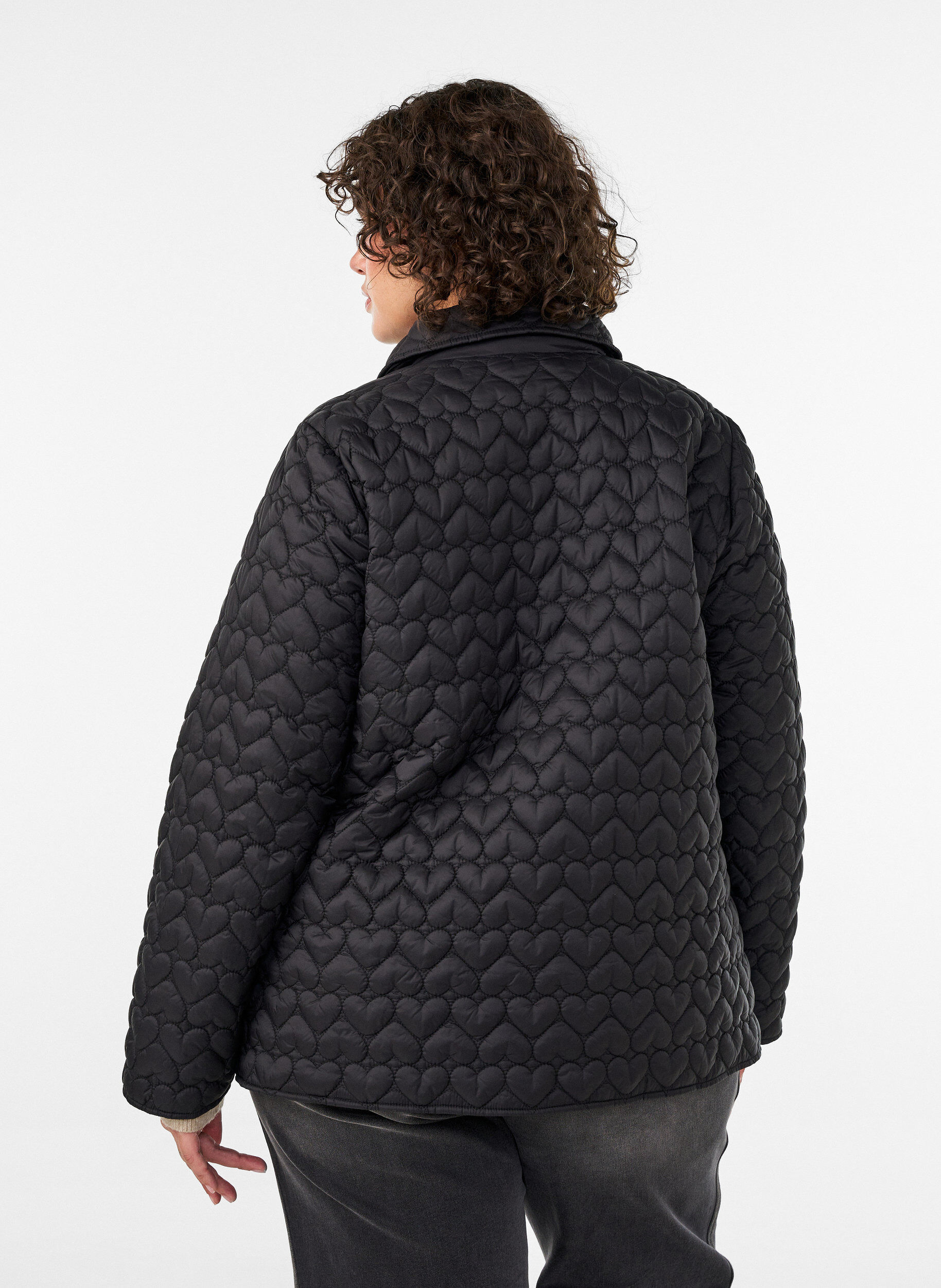 ZizziLet vatteret jakke med dekorativ quiltning, Sort, Model image number 2