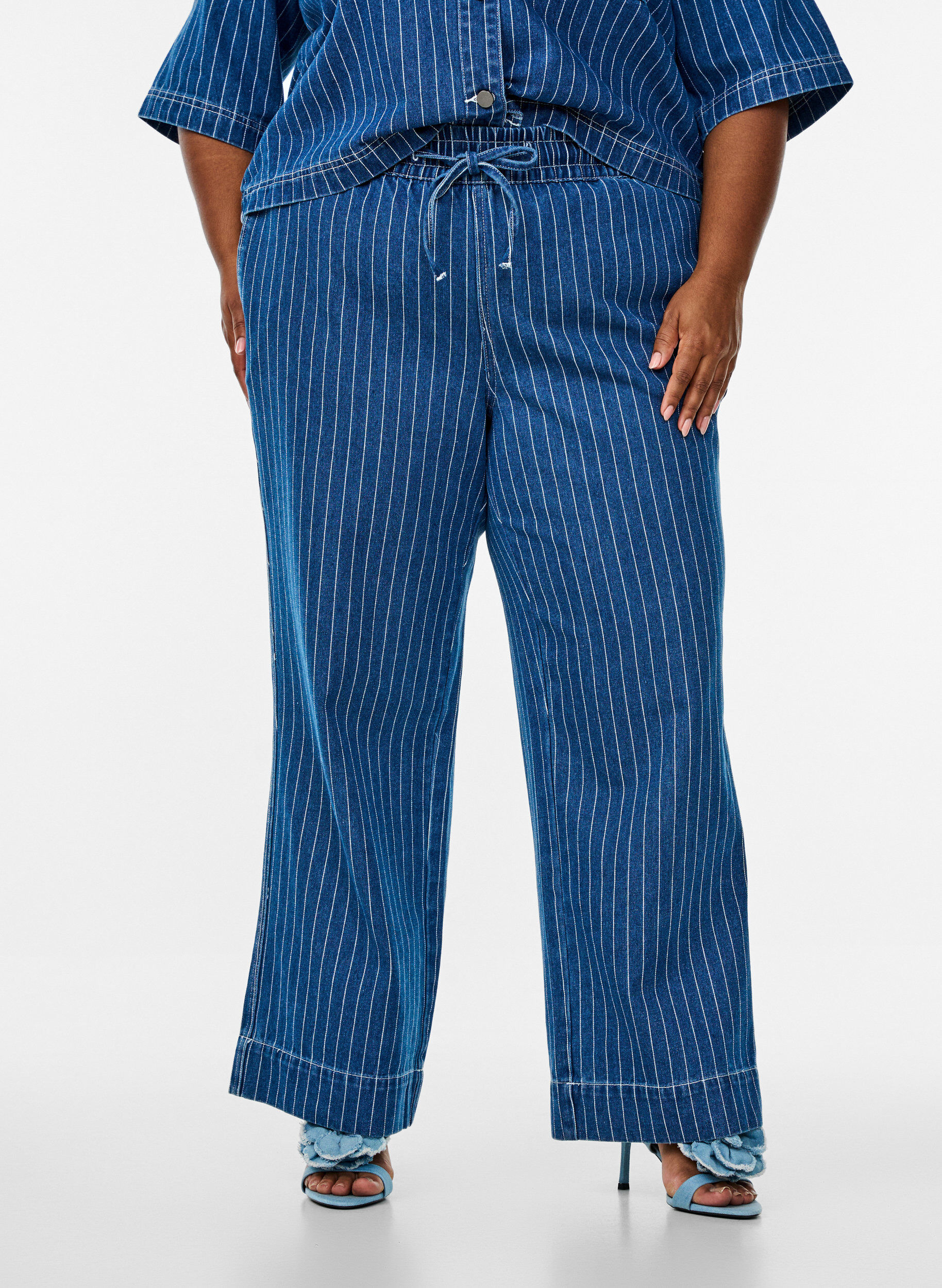 ZizziDenim jeans med brede ben og striber, Bl&aring;, Model image number 2