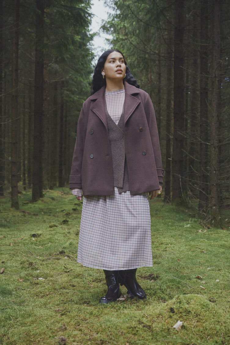 Skovromantisk elegance i b&aelig;rtoner, , Model