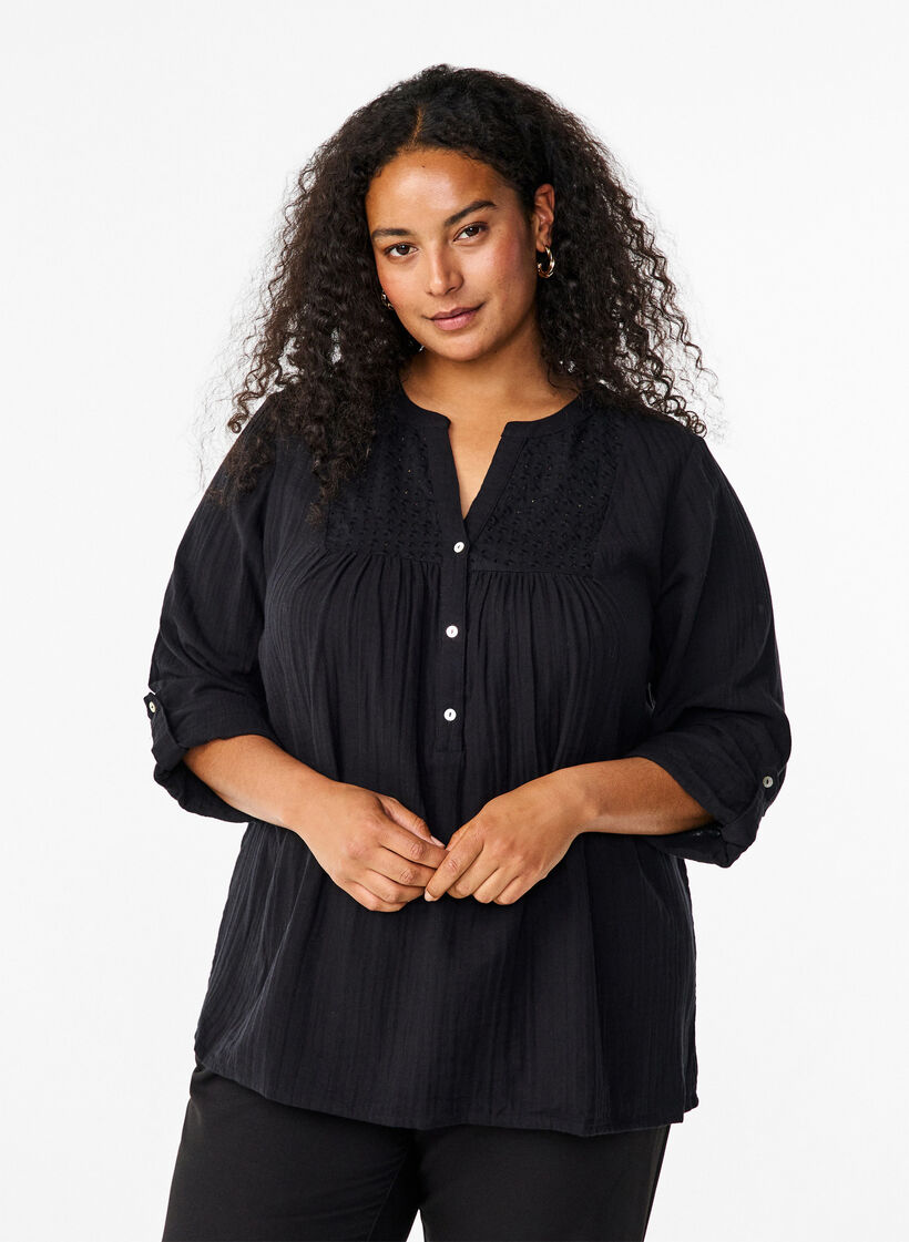 Bluse i bomuld med broderi anglaise og 3/4 ærmer, Black, Model image number 0