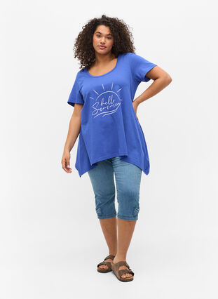 Kortærmet bomulds t-shirt med a-form, Dazzling Blue HELLO , Model image number 2