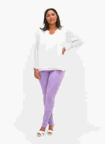 Bluse med lange ærmer og flæsedetaljer, Bright White, Model image number 1
