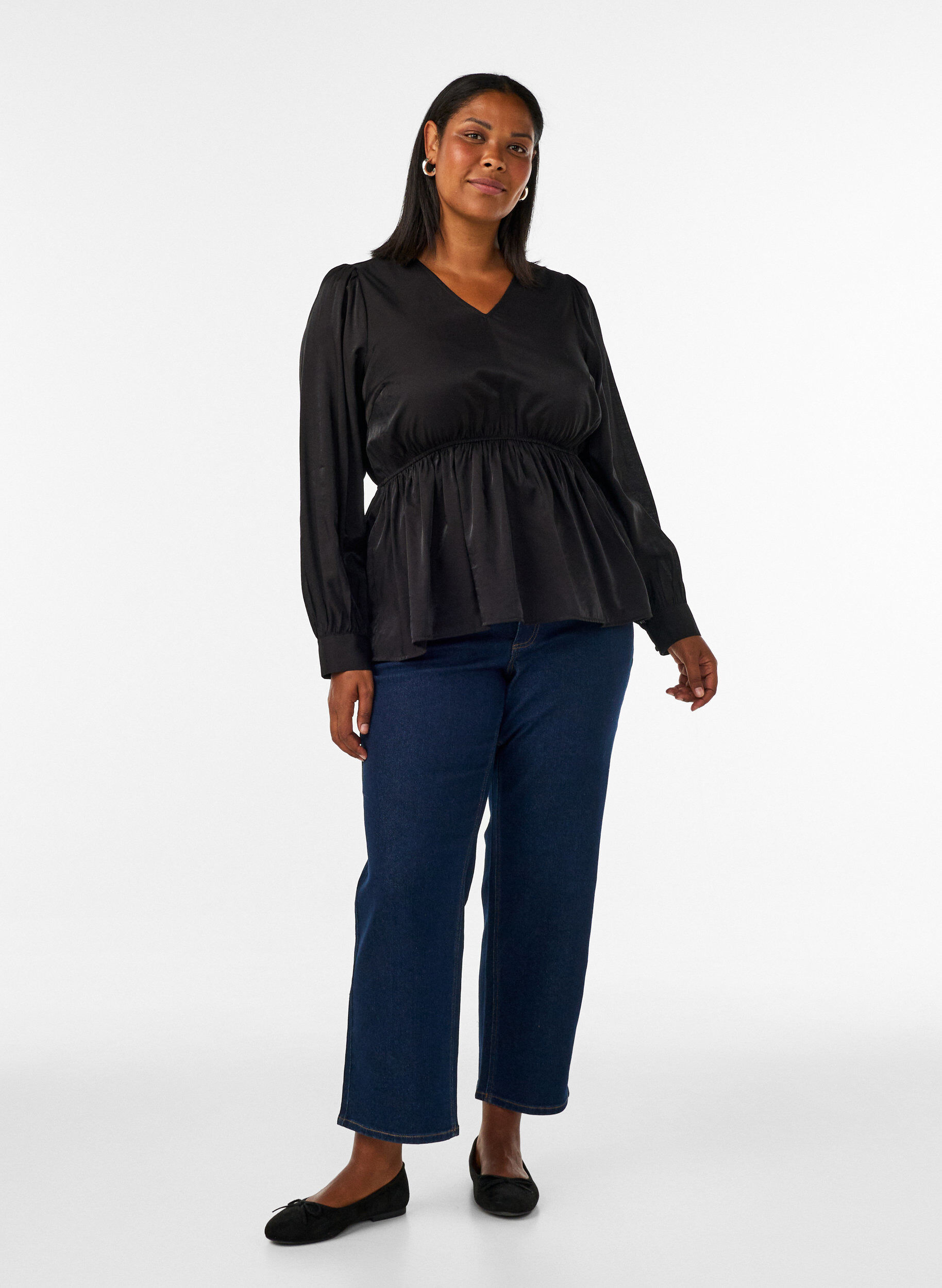 ZizziGlansfuld viskosebluse med peplum-effekt, Sort, Model image number 1