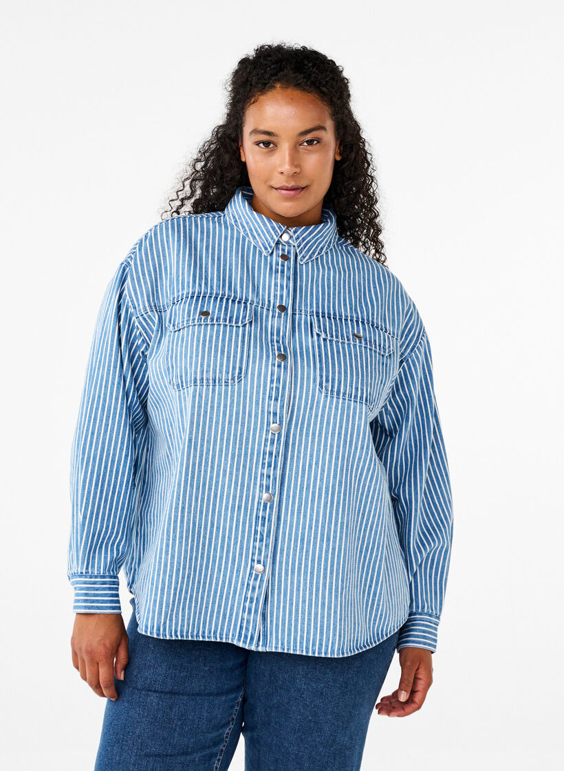 Stribet denimskjorte med brystlommer, Light B.Denim Stripe, Model image number 0