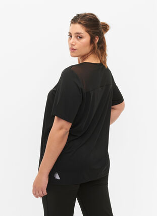 Kortærmet trænings t-shirt med mesh, Black, Model image number 1