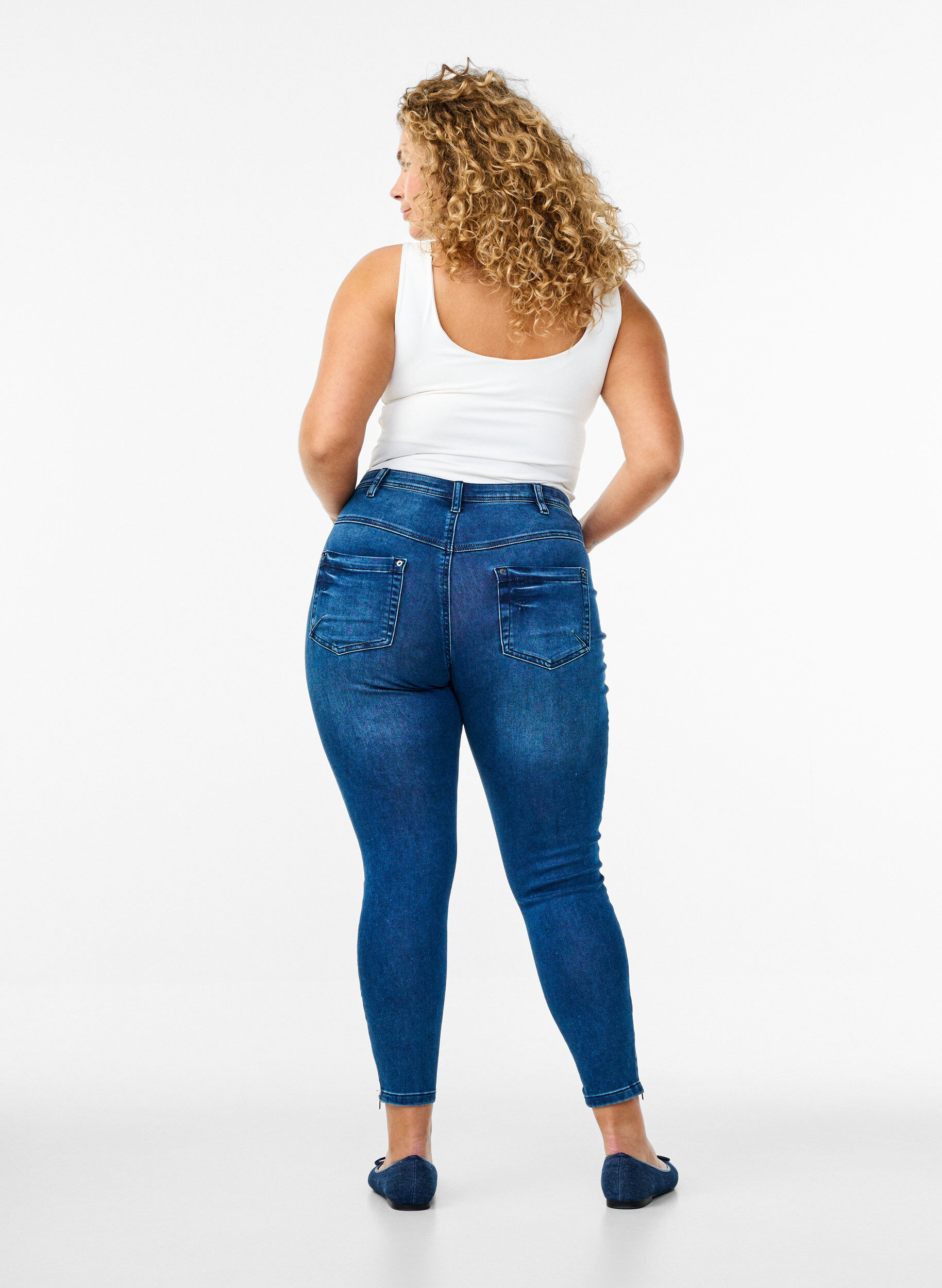 ZizziCropped Amy jeans med lynl&aring;sdetalje, Bl&aring;, Model image number 1