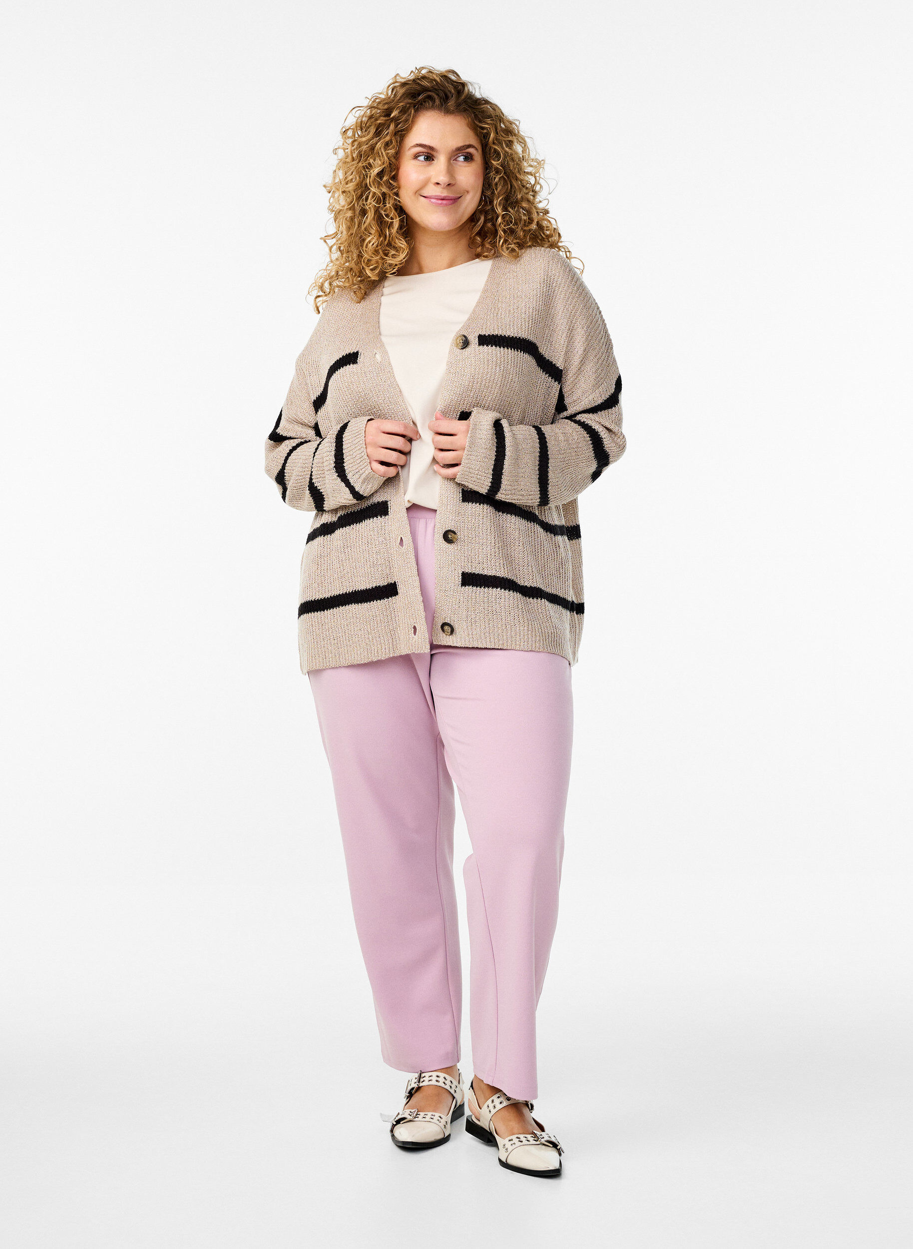 Zizzi FLASH - Strikket cardigan med striber og knapper, Beige, Model image number 1