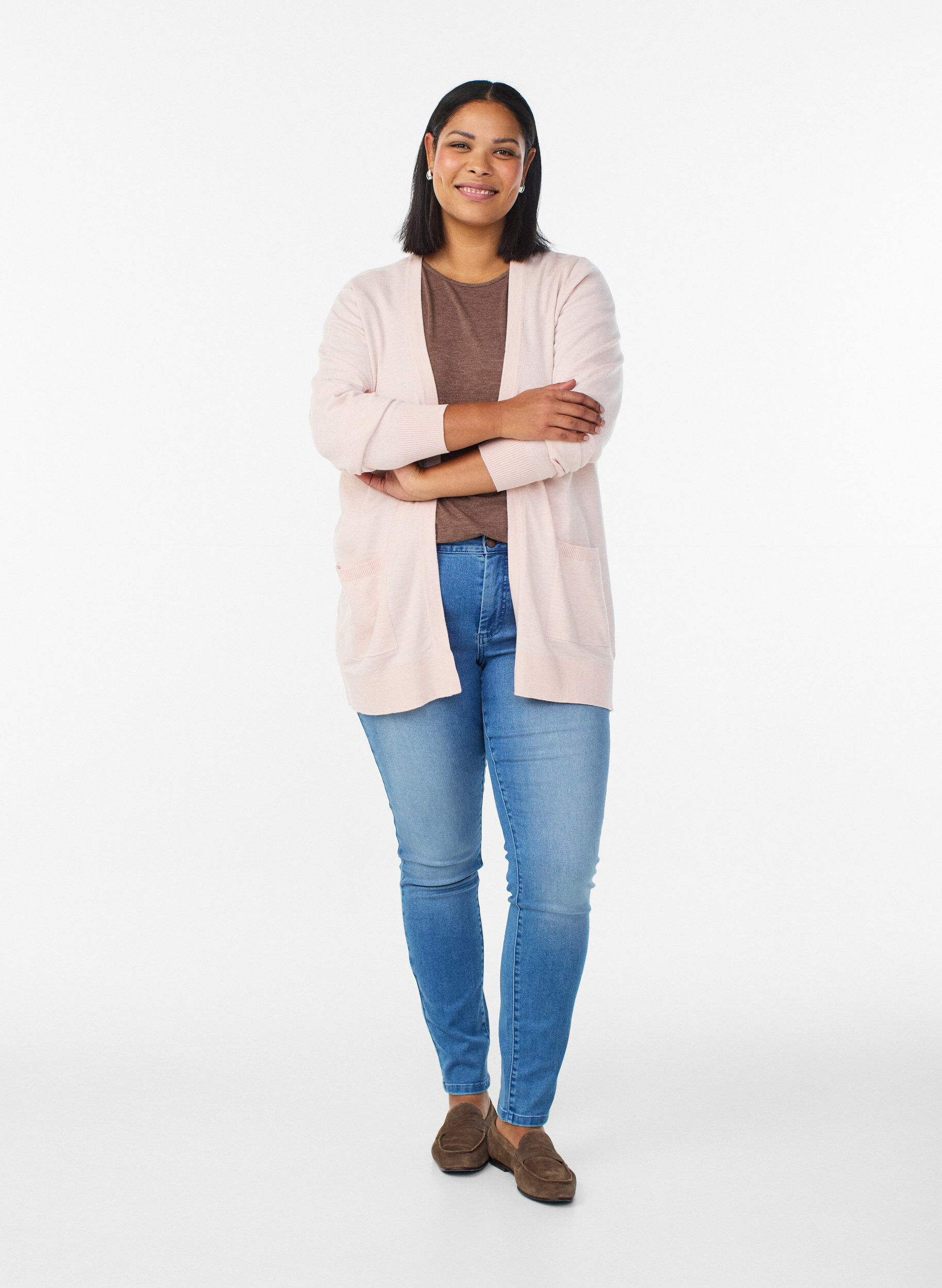 Zizzi Lang strikcardigan med lommer og &aring;bent design, Lyser&oslash;d, Model image number 1