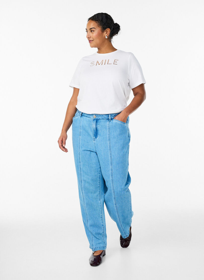 T-shirt i bomuld med broderet tekstmotiv, Hvid, Model image number 1