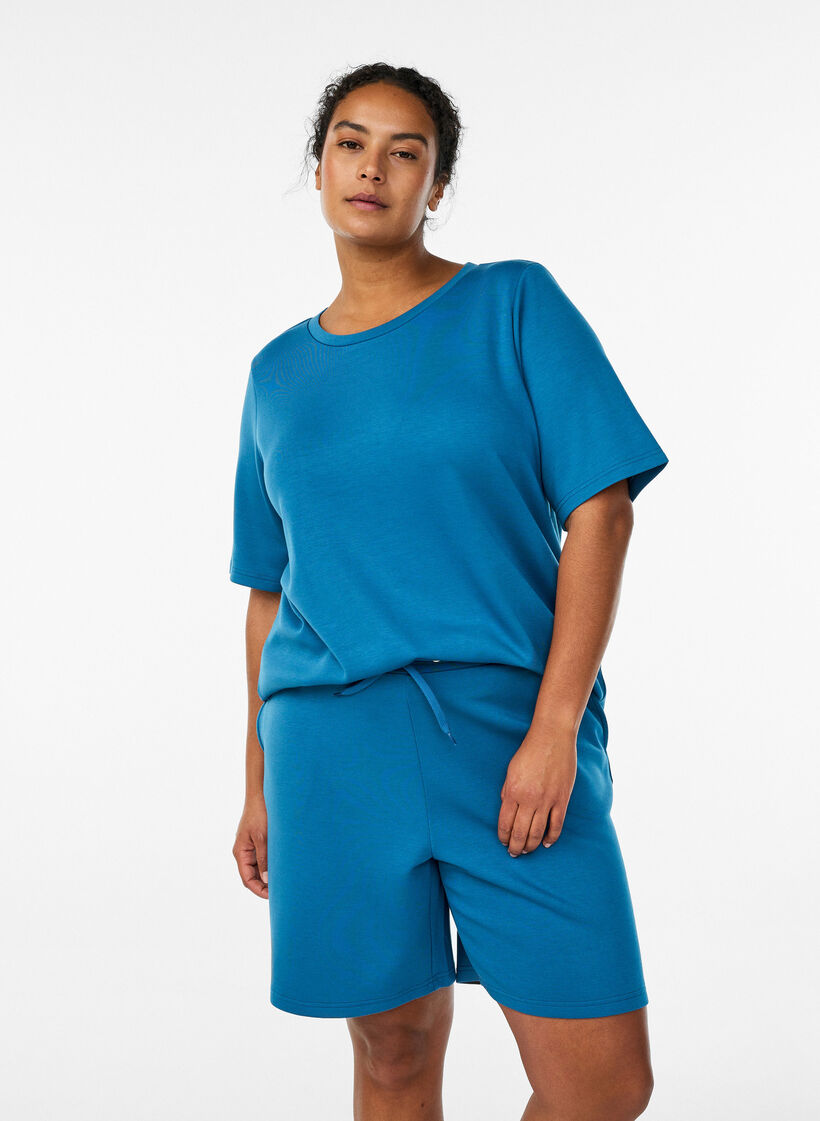 Shorts i modal-mix med lommer, Blå, Model image number 0