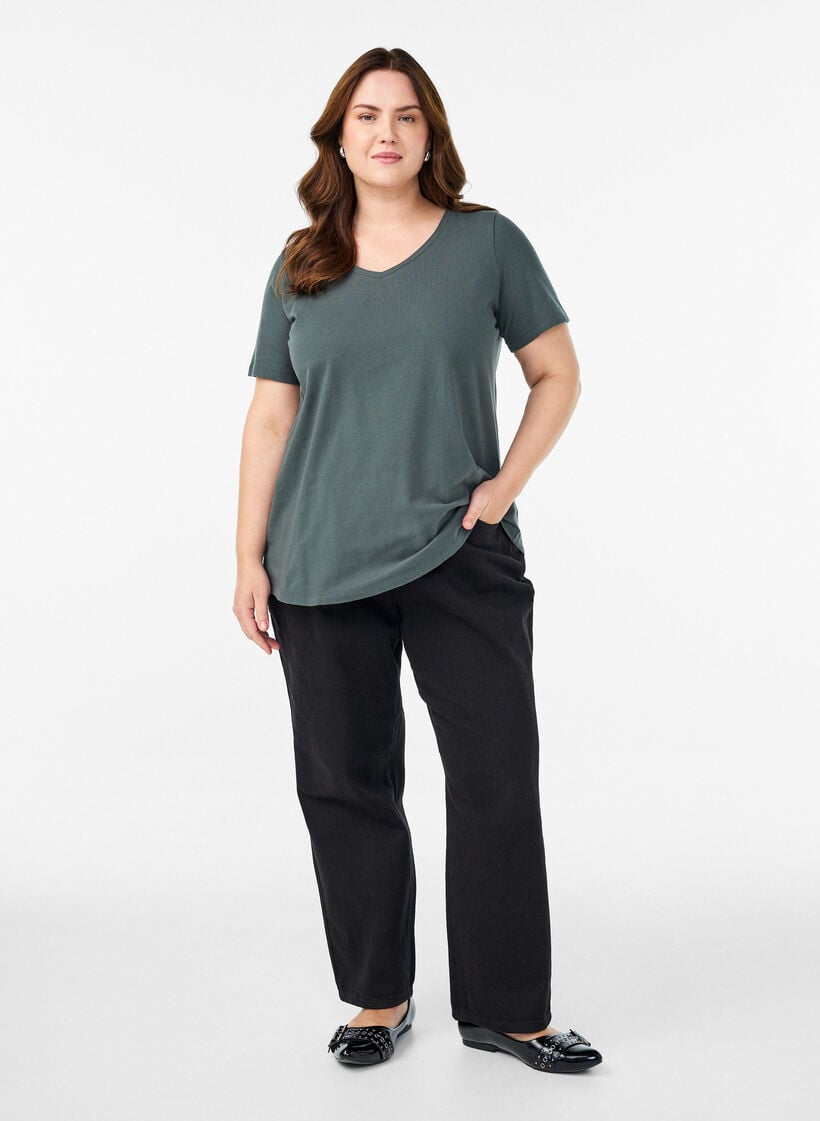 Ensfarvet basis t-shirt i bomuld, Grøn, Model image number 1