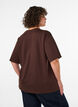 T-shirt med rhinsten og rund hals, Brun, Model image number 2