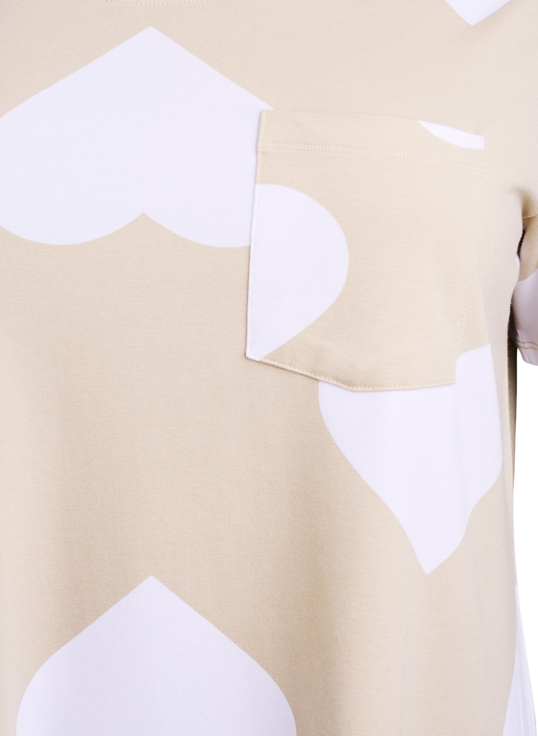 Zizzi Lang nat t-shirt i modalmix med hjerter, Beige, Packshot image number 2