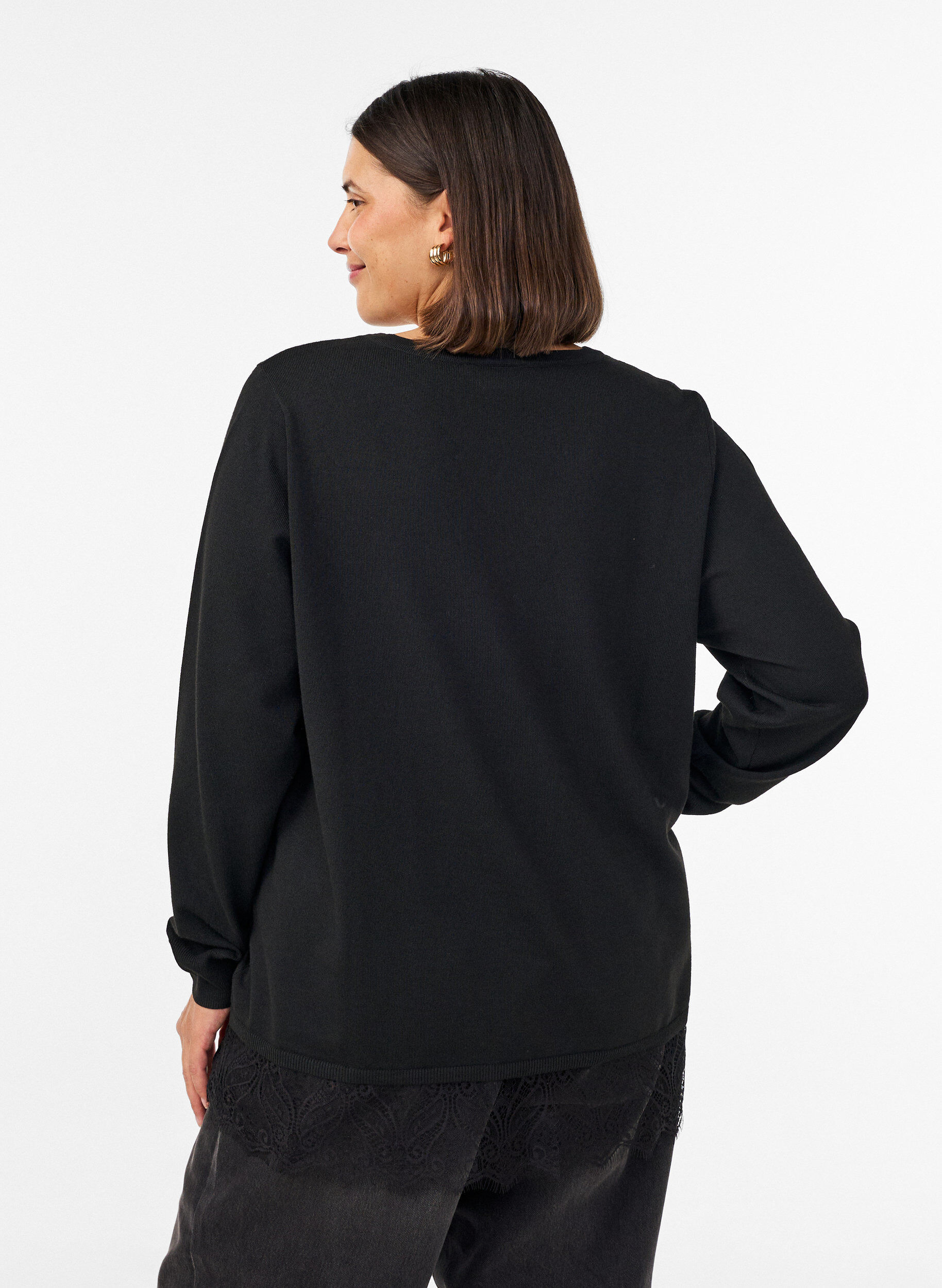 ZizziStrikbluse med V-hals og blondekant, Sort, Model image number 2