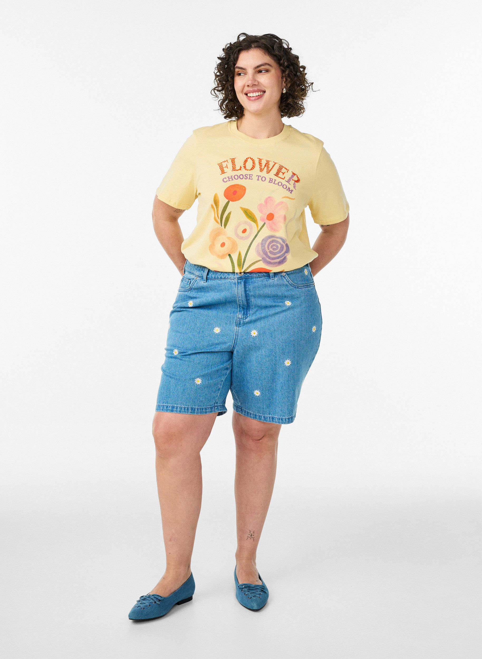 ZizziT-shirt i bomuld med print, Gul, Model image number 1