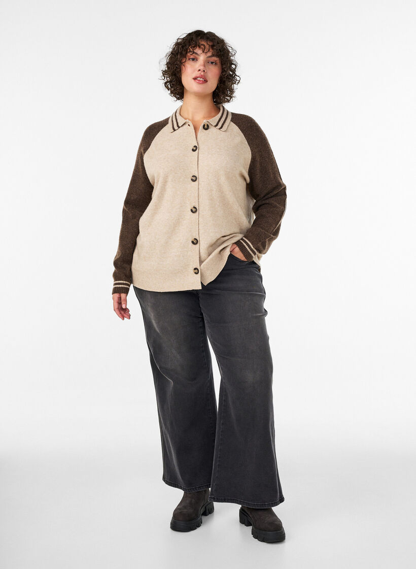 Cardigan med kontrast&aelig;rmer og krave, Beige, Model image number 1
