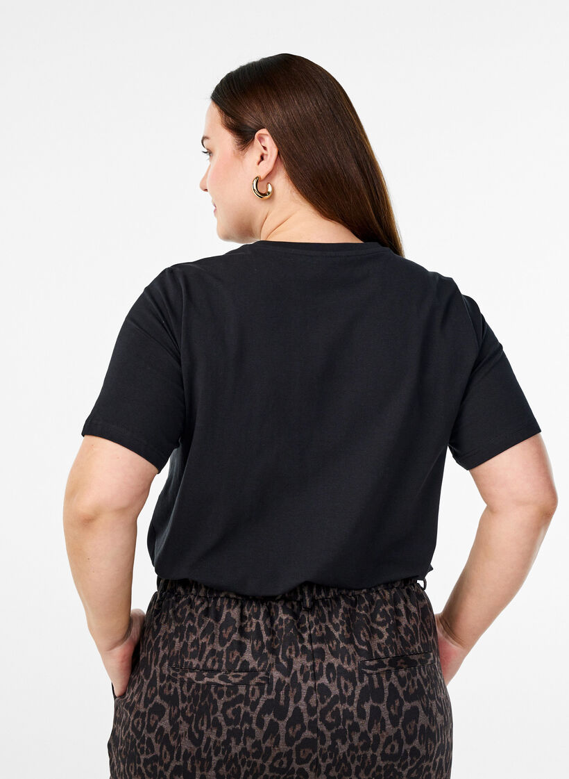 T-shirt i økologisk bomuld med rund hals, Black, Model image number 1