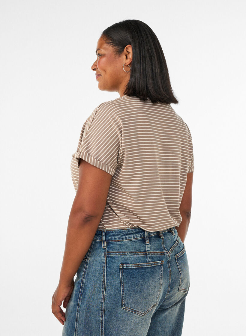 Stribet T-shirt i viskose med rund hals, Beige, Model image number 2