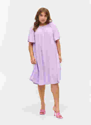 Kortærmet kjole i viskose, Lavendula, Model image number 2
