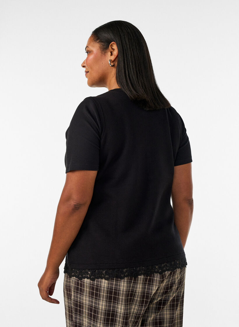 Strikvest med blondekant, Sort, Model image number 2
