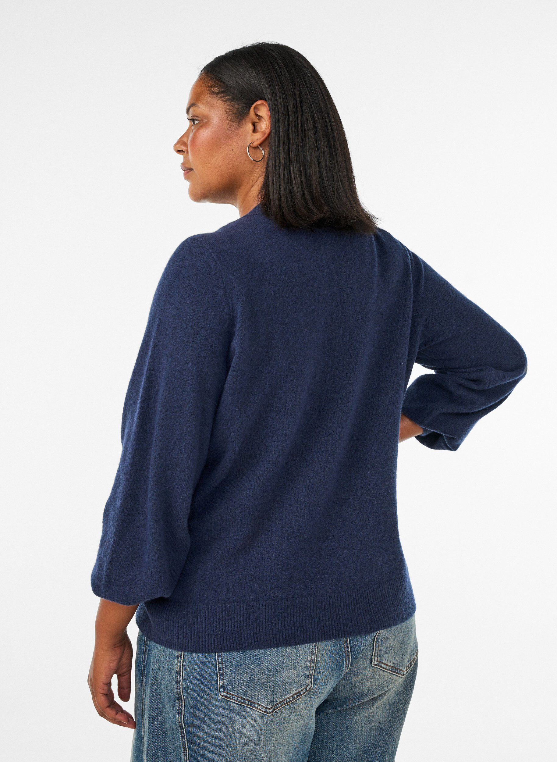 ZizziCardigan i bl&oslash;d strik med guldfarvede knapper, Bl&aring;, Model image number 2