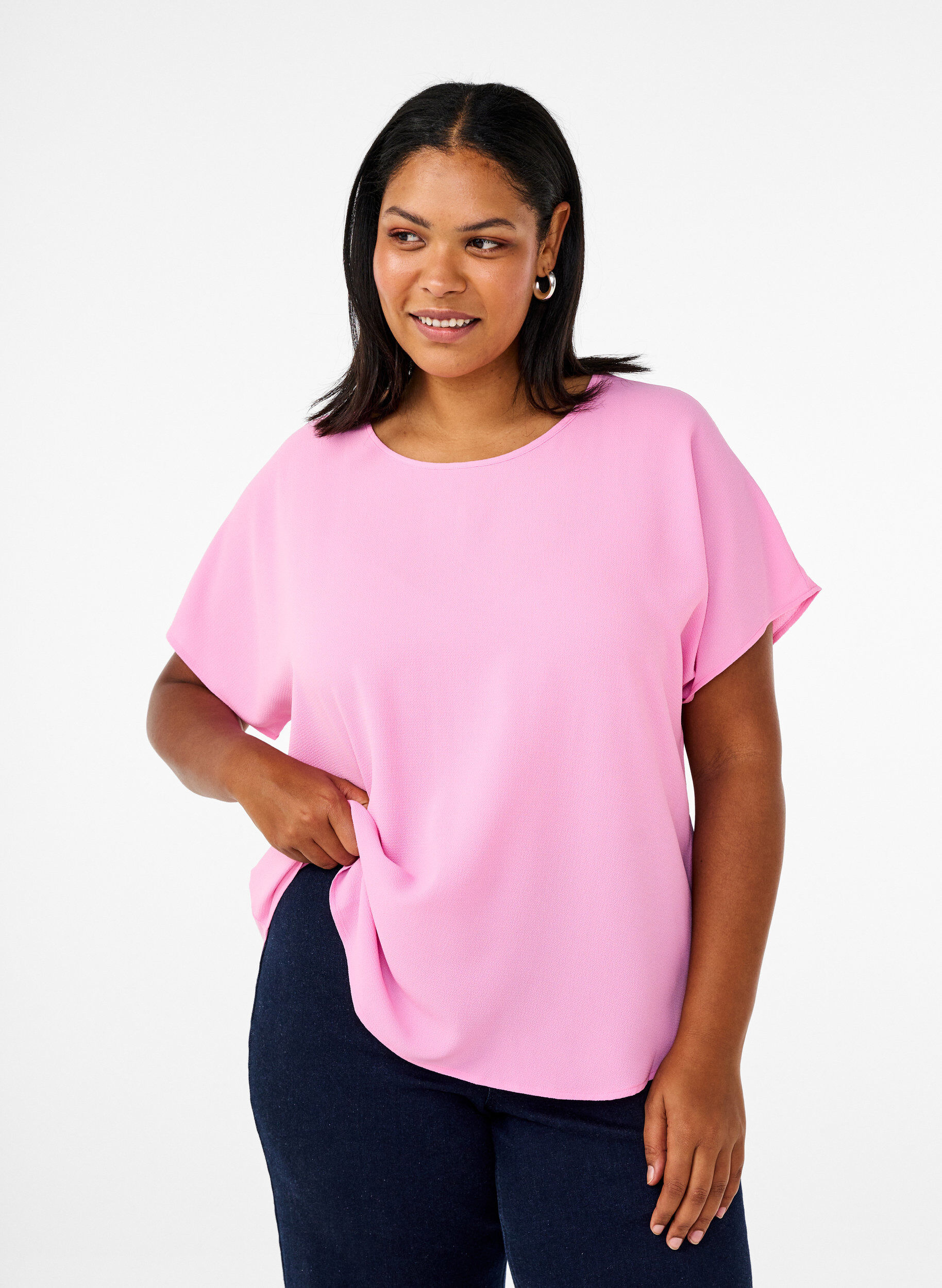 ZizziBluse med korte &aelig;rmer og rund halsudsk&aelig;ring, Lyser&oslash;d, Model image number 0