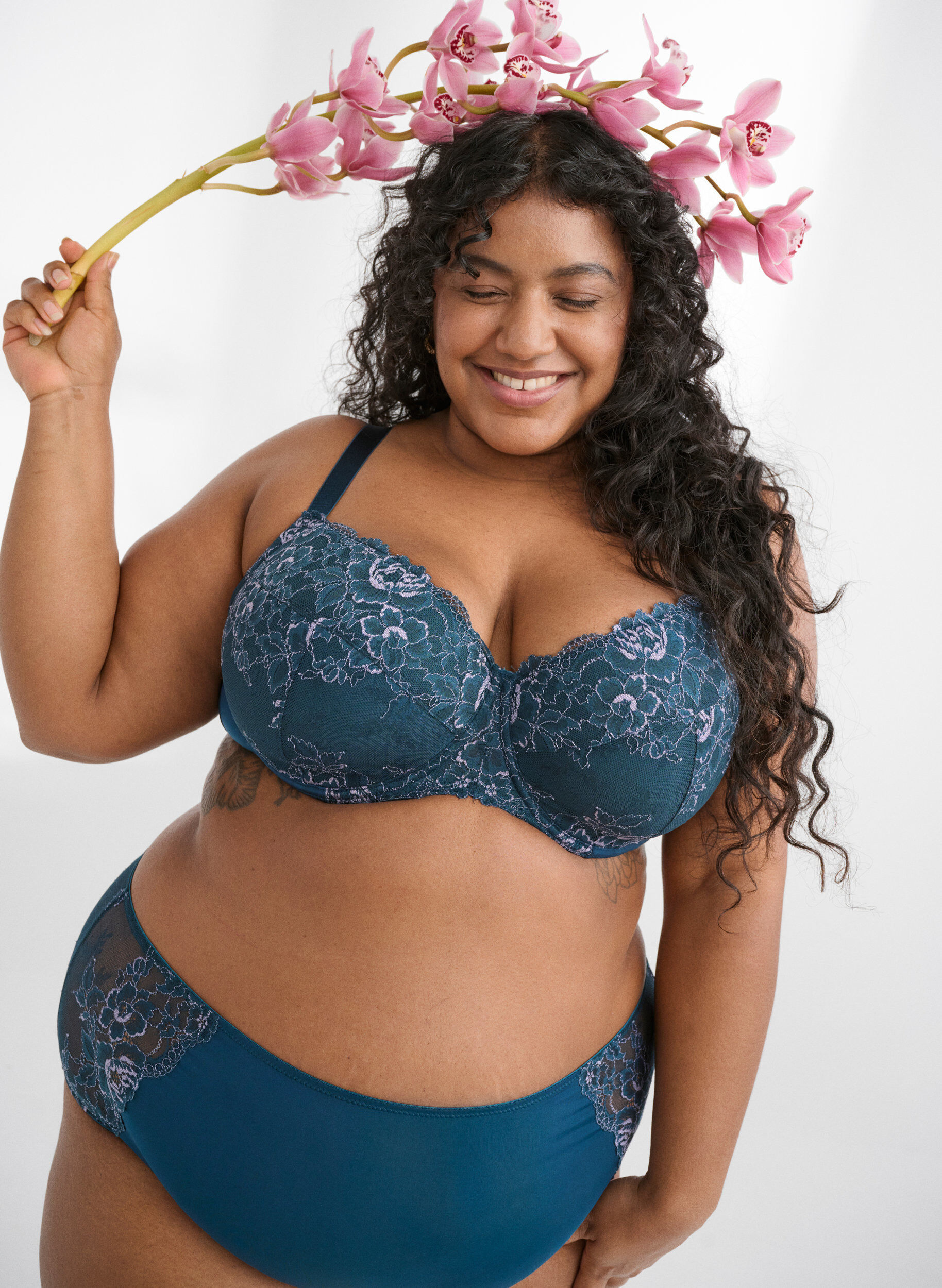 Zizzi Microfiber trusse med blonder og regul&aelig;r talje, Bl&aring;, Image image number 0