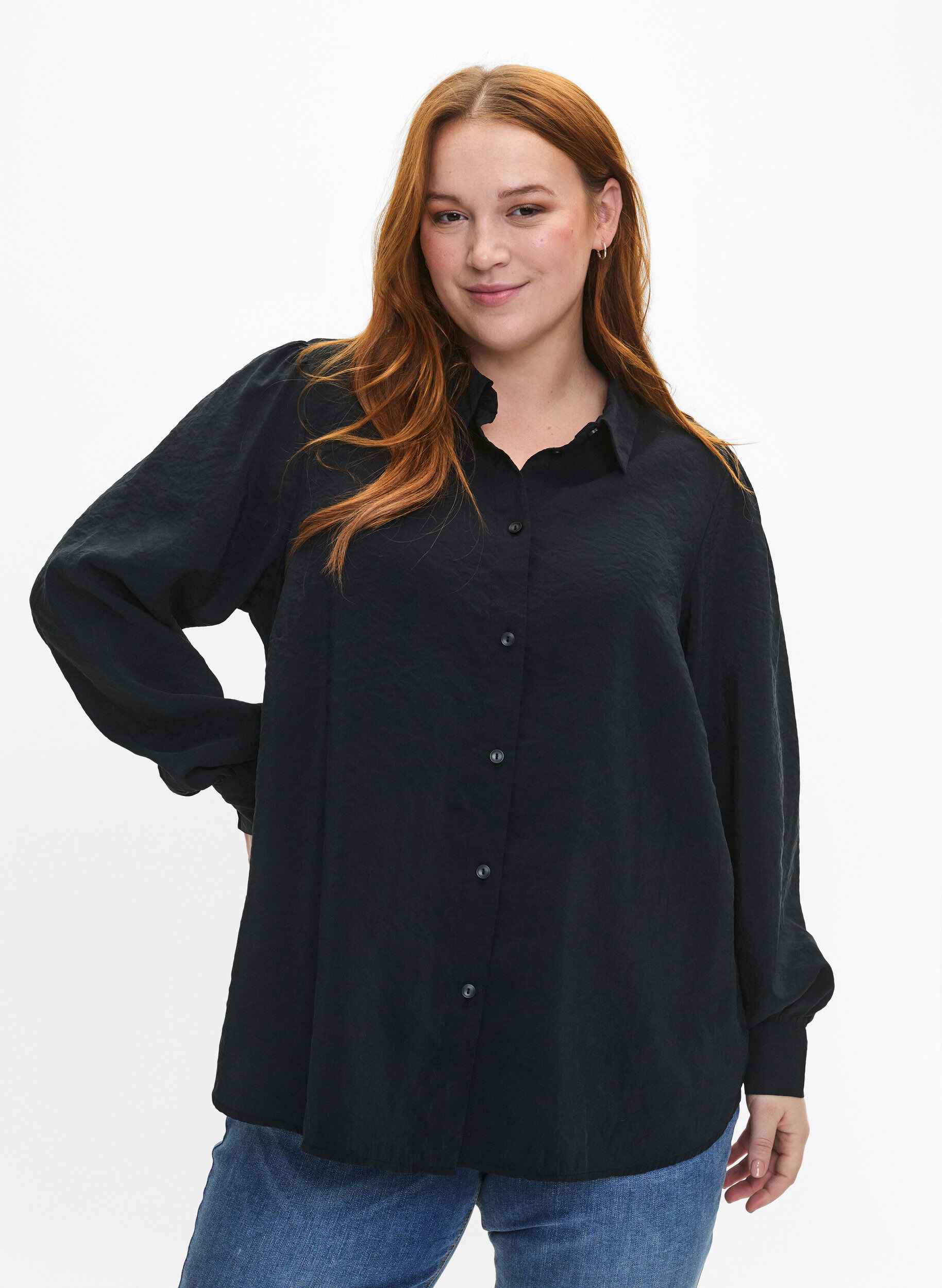 Zizzi Lang&aelig;rmet skjorte i TENCEL&trade; Modal , Black, Model image number 0