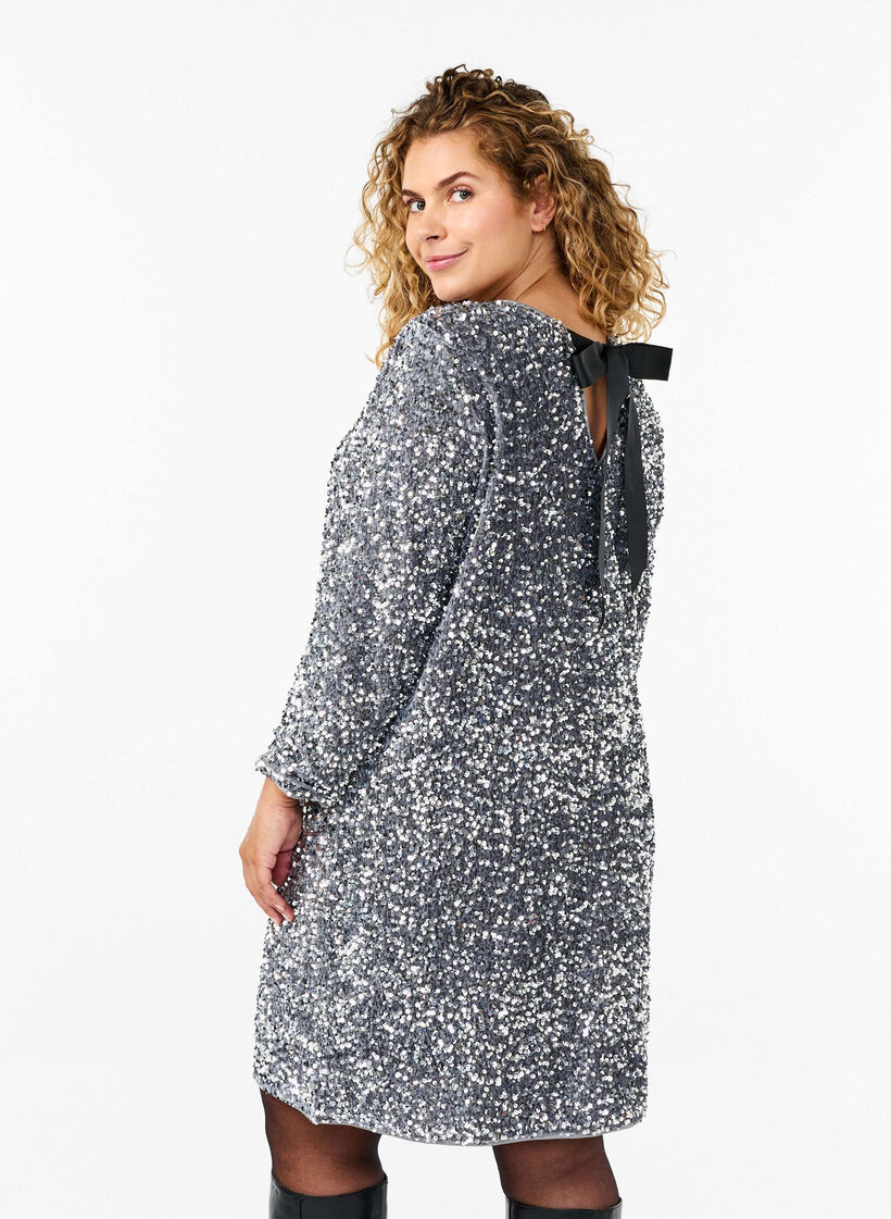 Pailletkjole med sløjfedetalje, Silver, Model image number 1