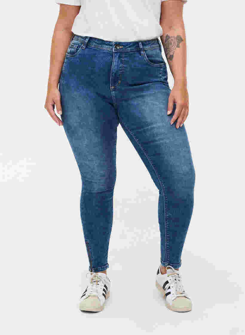 Cropped Amy jeans med lynlås, Blue denim, Model image number 3