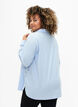 Skjorte i bomuld med broderi anglaise, Chambray Blue, Model image number 1